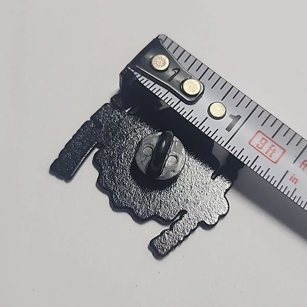 Hang In There Enamel Pin - Picture 3 of 3